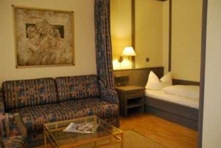 Posthaus Hotel Residenz Kronberg im Taunus Bilik gambar
