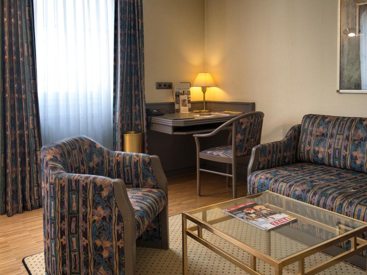 Posthaus Hotel Residenz Kronberg im Taunus Luaran gambar